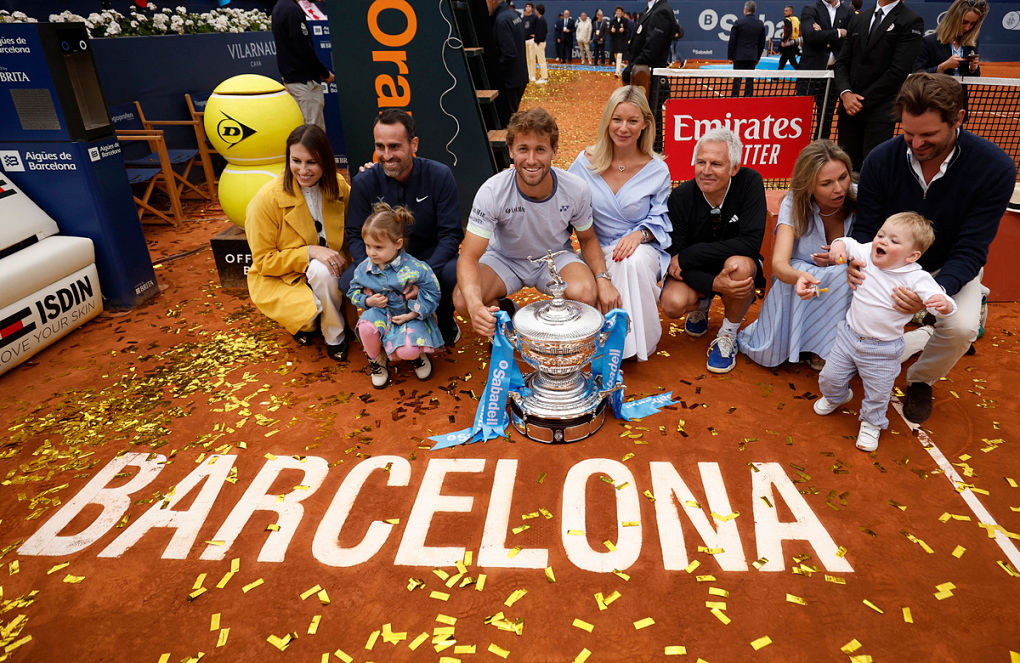 Danh hiệu Barcelona Mở rộng thuộc về Casper Ruud sau khi hạ Tsitsipas