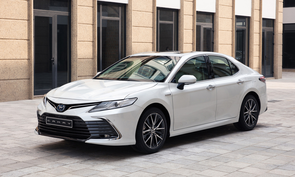 Toyota Camry vẫn thống trị phân khúc tháng 3