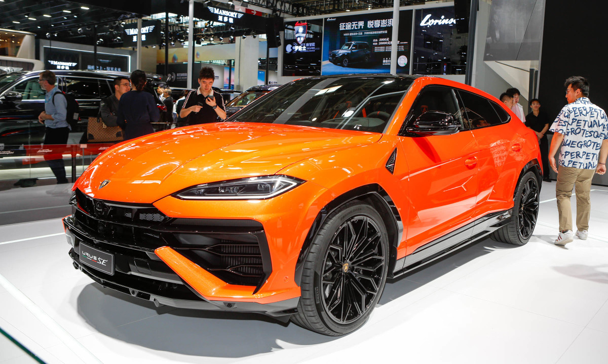 Lamborghini Urus bổ sung phiên bản plug-in hybrid