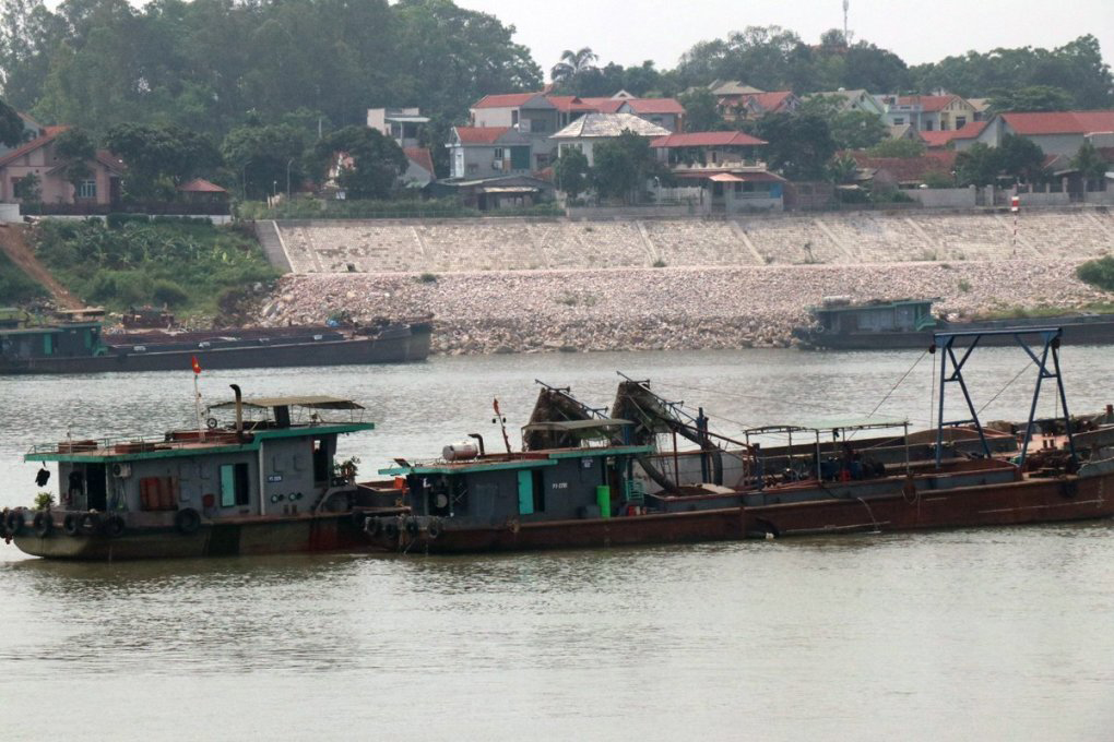 Phú Thọ phát ngôn về sự suy giảm đất do khai thác cát ở huyện Ba Vì