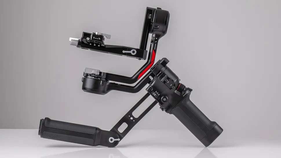 Gimbal Số 1 Hiện Nay DJI RS4 Có Chế Độ Chụp Dọc