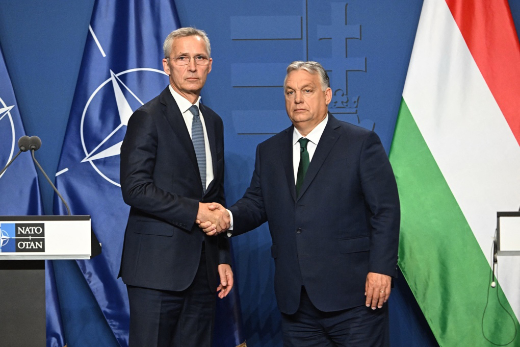 Hungary đồng ý không ngăn cản NATO viện trợ Ukraine