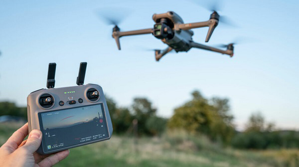 Đánh Giá DJI AIR 3