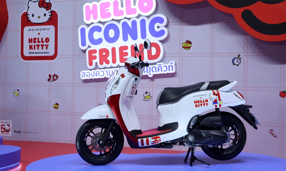 Honda Scoopy Hello Kitty giá bán 1600 USD