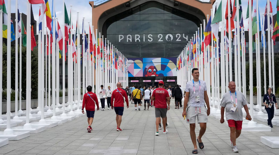 Khách nhà giàu bỏ rơi Paris dịp Olympic