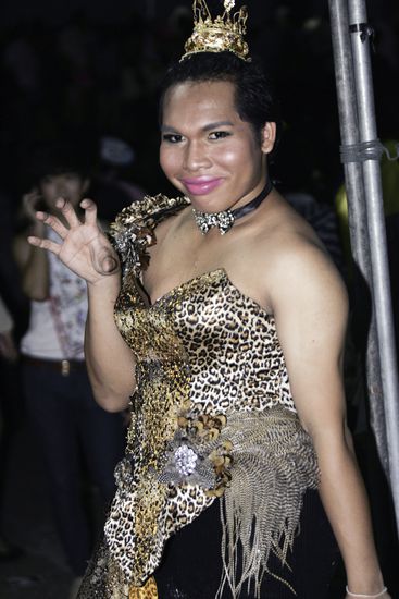 Ladyboy là gì?