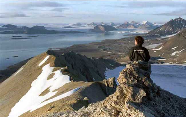 22 năm quay lại sông băng Svalbard - Nhiếp ảnh gia Christian Åslund sốc trước biến đổi khí hậu