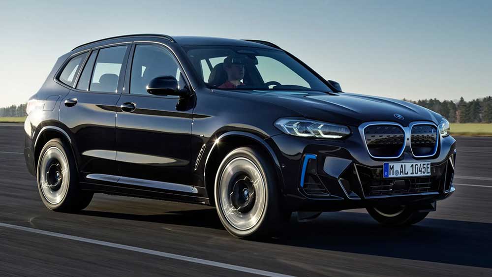 BMW iX3 - Mẫu SUV thuần điện gầm cao cho đô thị