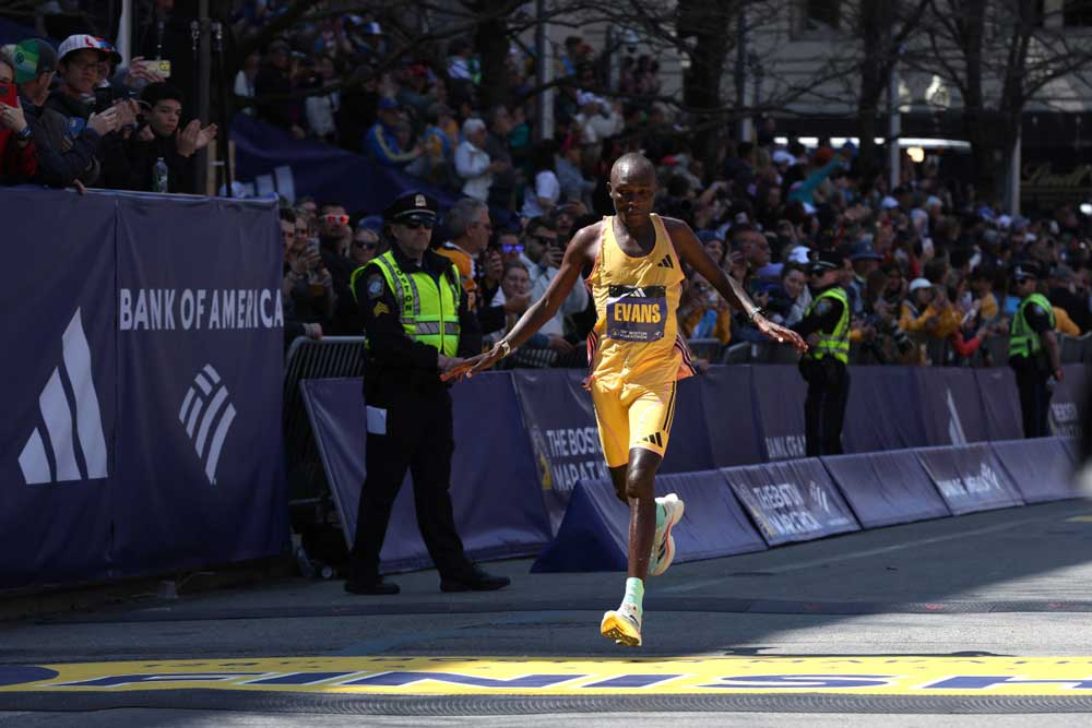 Giày Chạy Siêu Hạng Của Top 3 Nam và Nữ Tại Boston Marathon 2024