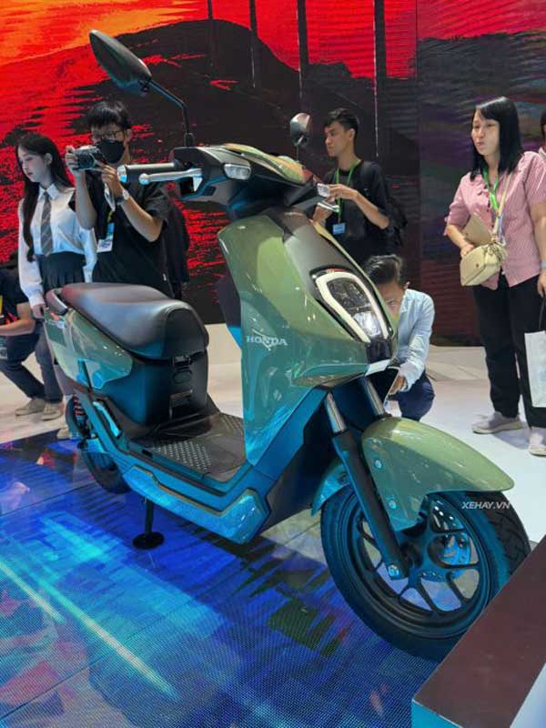 Honda Ra Mắt Hai Mẫu Xe Máy Điện ICON e: và CUV e: Tại Vietnam Motor Show 2024