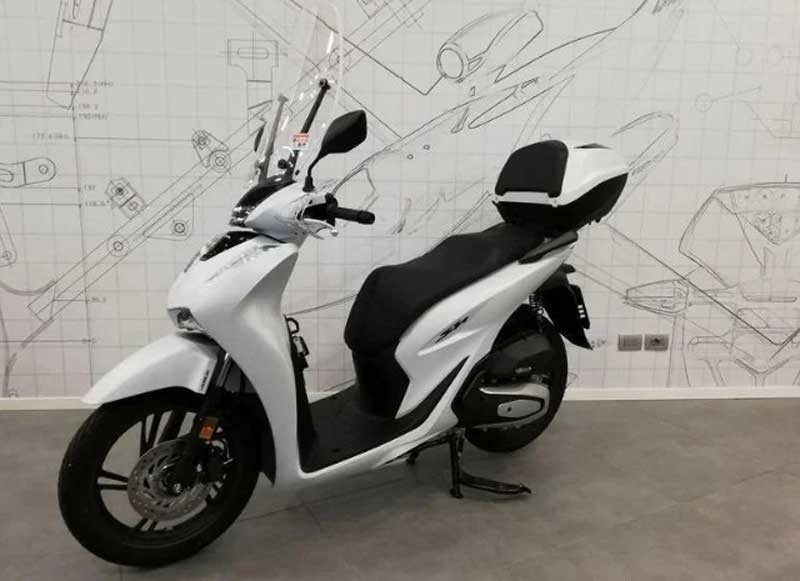 Honda SH 150 ABS 2024 ra mắt phiên bản màu Trắng ngọc trai mờ