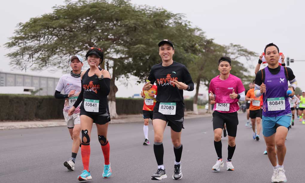 Hướng Dẫn Lựa Chọn Phụ Kiện Chạy Bộ Tối Ưu Cho Runner