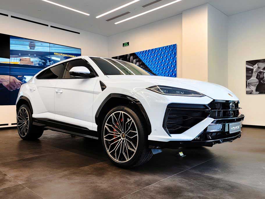 Lamborghini Urus SE 2025 - Siêu SUV hiệu suất cao ra mắt tại Việt Nam