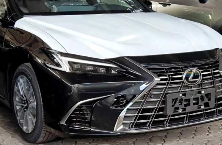 Lexus ES 2025 - Lộ diện sớm với nâng cấp thiết kế