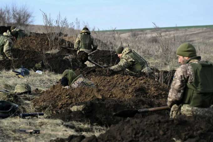 Phòng Tuyến Ukraine Chậm Trễ Khiến Nga Tiến Quân Với Tốc Độ Chưa Từng Thấy