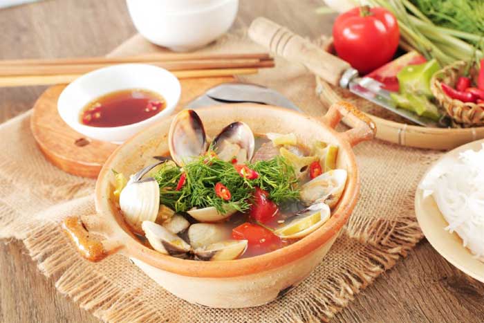 Hướng dẫn cách làm Canh nghêu nấu khế