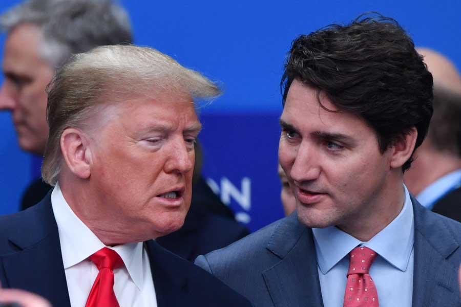 Lãnh đạo đảng Xanh lên tiếng về lời đùa của ông Trump về việc Canada trở thành bang thứ 51 của Mỹ