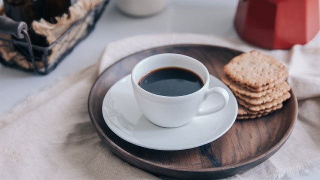 Hướng dẫn cách làm Espresso - Cà phê đen kiểu Ý