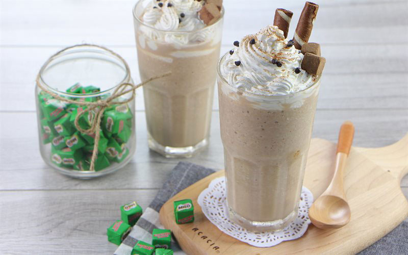 Hướng dẫn cách làm Smoothie dừa Milo Cube