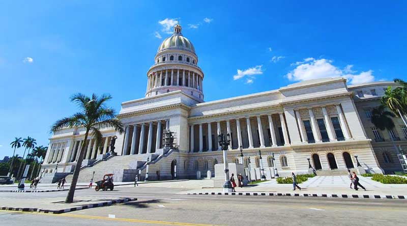 Khám phá quốc gia Cuba