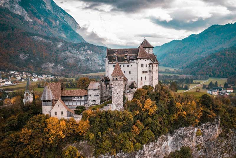 Khám phá quốc gia Liechtenstein