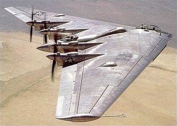 Máy bay ném bom Northrop YB-35 hoạt động như thế nào?