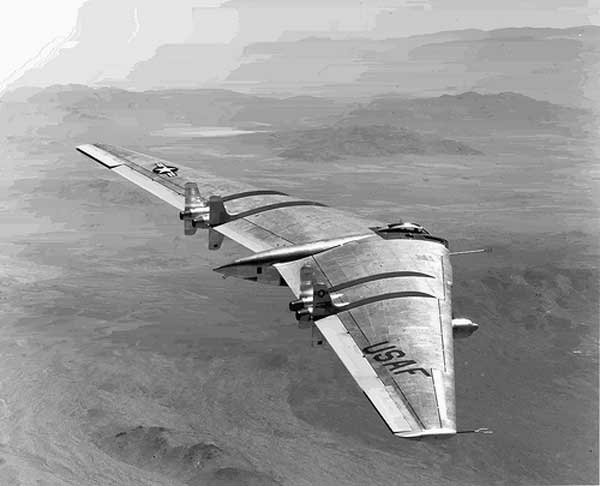 Máy bay ném bom Northrop YB-49 hoạt động như thế nào?