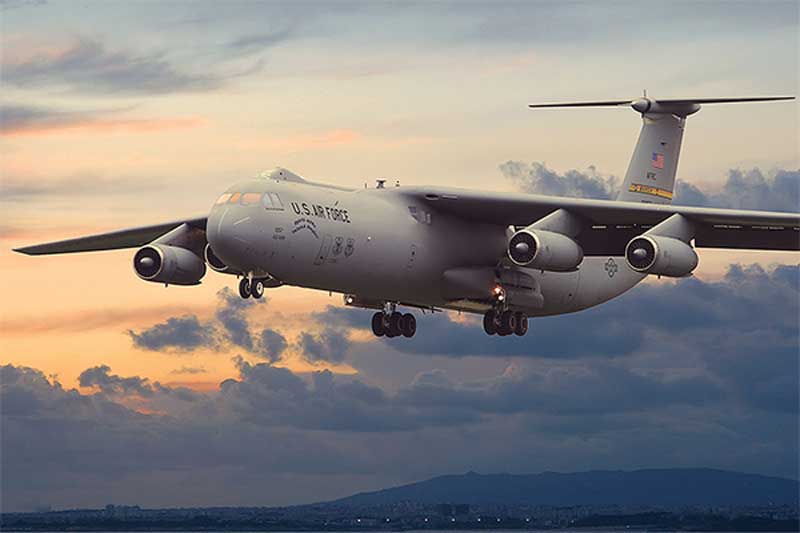 Máy bay vận tải Lockheed C-141 hoạt động như thế nào?