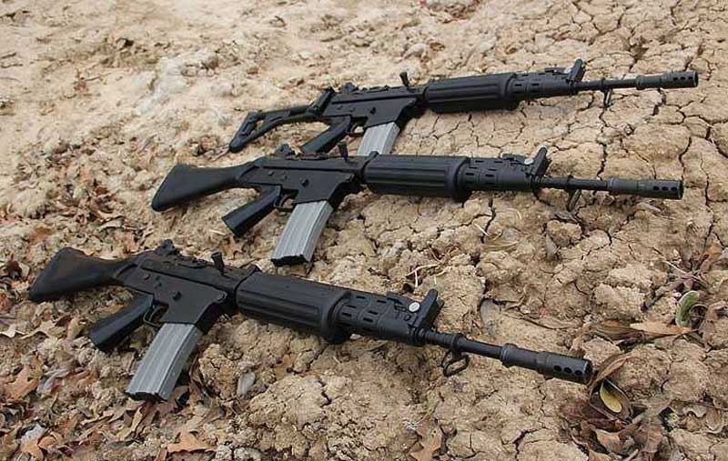 Súng trường FN FNC hoạt động như thế nào?