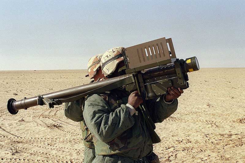 Tên lửa vác vai FIM-92 Stinger hoạt động như thế nào?