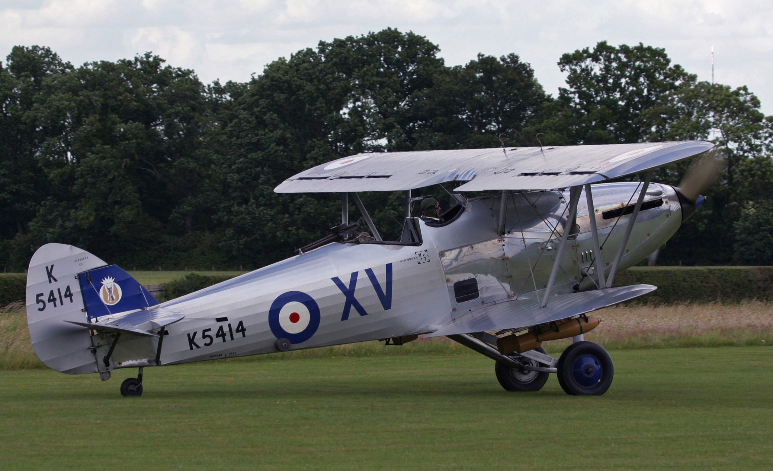 Máy bay ném bom Hawker Hind hoạt động như thế nào?