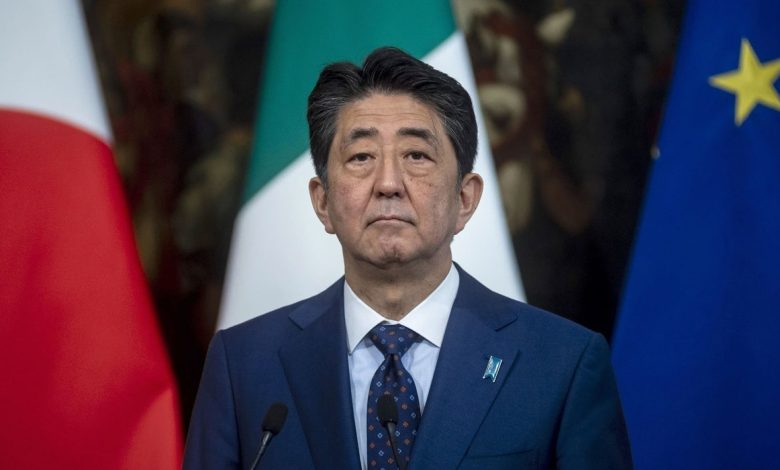 Shinzo Abe là ai?