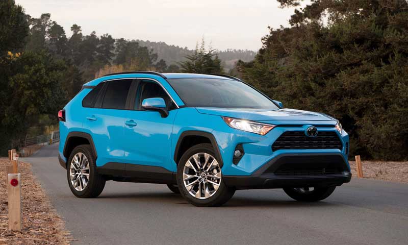 Toyota RAV4 soán ngôi Ford F-150 tại Mỹ 2024