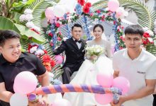 Xóm cùng nhau cải tạo xe kéo lúa thành xe đón dâu độc đáo