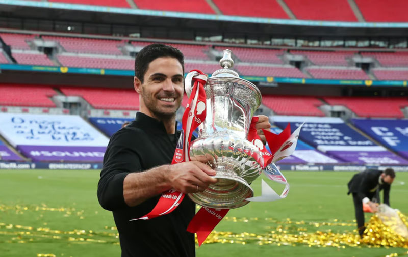 Arteta kêu gọi Arsenal tái hiện phong độ cao trước Man Utd