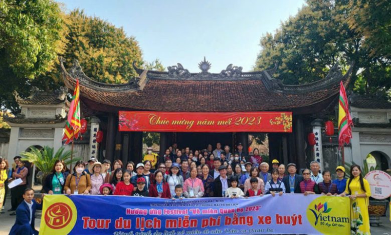 Bắc Ninh tổ chức tour du lịch miễn phí khám phá di sản văn hóa