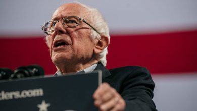 Bernie Sanders là ai?