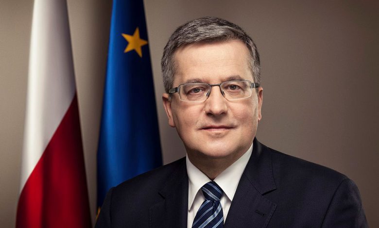 Bronisław Komorowski là ai?