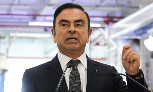 Carlos Ghosn là ai?