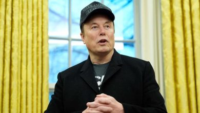 "Công chức Mỹ bối rối trước tối hậu thư của Elon Musk"