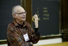 Donald Knuth là ai?