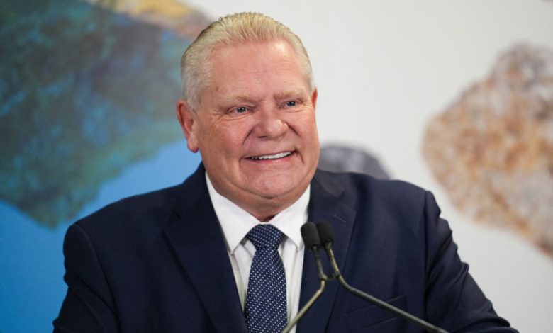 Doug Ford đe dọa cắt điện cho Mỹ do căng thẳng thương mại