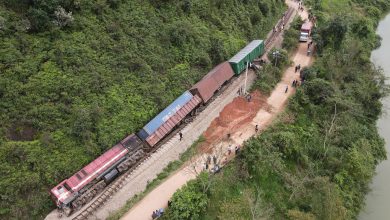 Đường sắt Bắc Nam thông tuyến sau sự cố lật tàu tại Hà Tĩnh tài xế an toàn