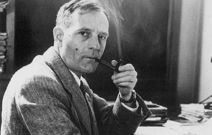 Edwin Hubble là ai?