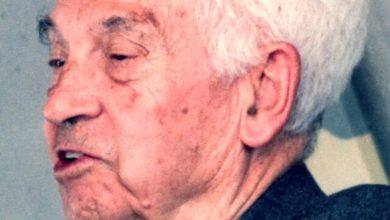 Ernst Mayr là ai?