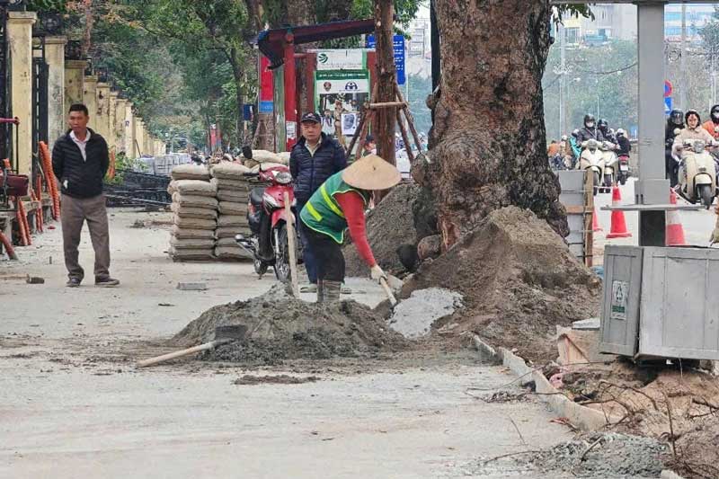 Hà Nội tháo dỡ rào tạo không gian mở tại công viên Thống Nhất