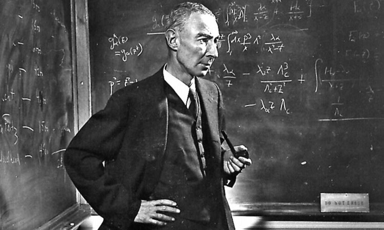 J. Robert Oppenheimer là ai?