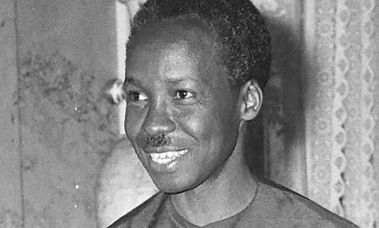 Julius Nyerere là ai?