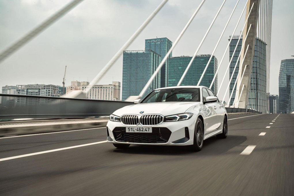 Khách hàng mua BMW 3 series được hỗ trợ lãi suất 0% 12 tháng đầu