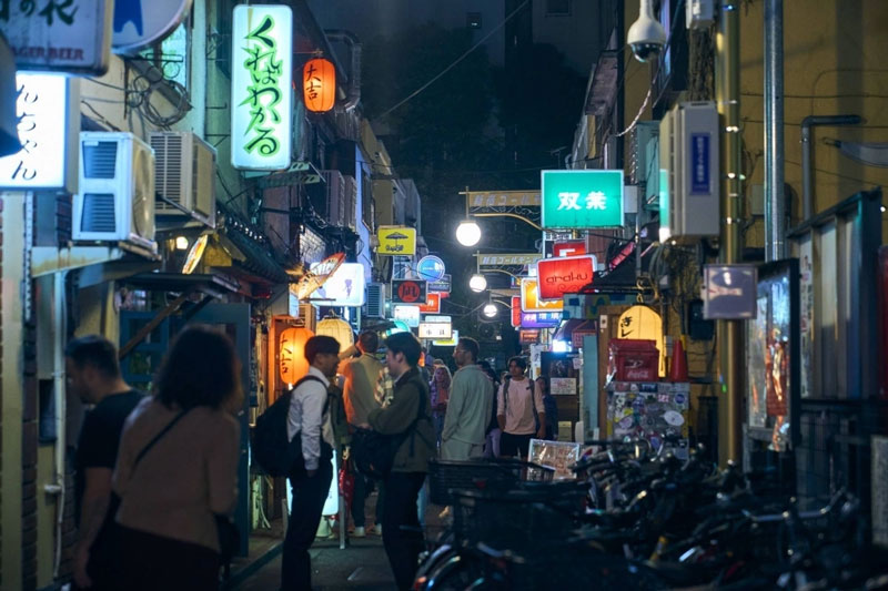 Khám Phá Golden Gai Nơi Kết Nối Văn Hóa và Sáng Tạo